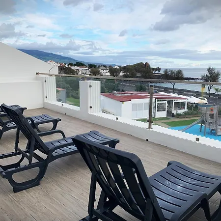 Sunrise House 26 *